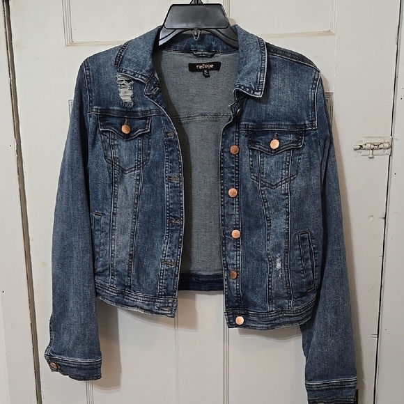 refuge Jackets & Blazers - Refuge Women's Blue Distressted Denim Jacket Womens Medium FREE SHIP